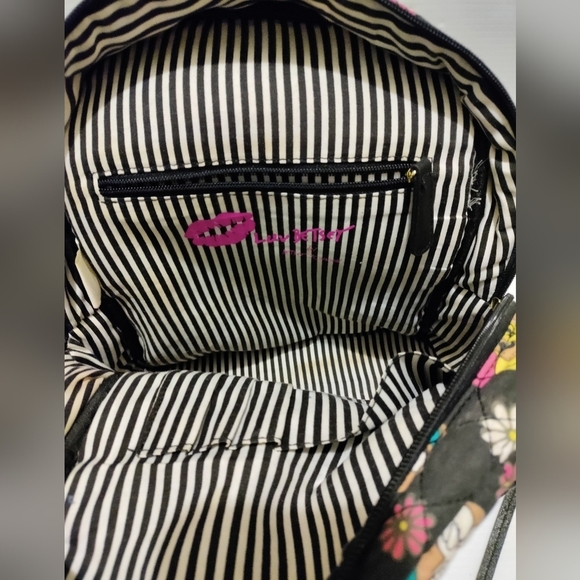 ??❤️HOST PICK‼️❤️??  BETSEY EMOJI backpack